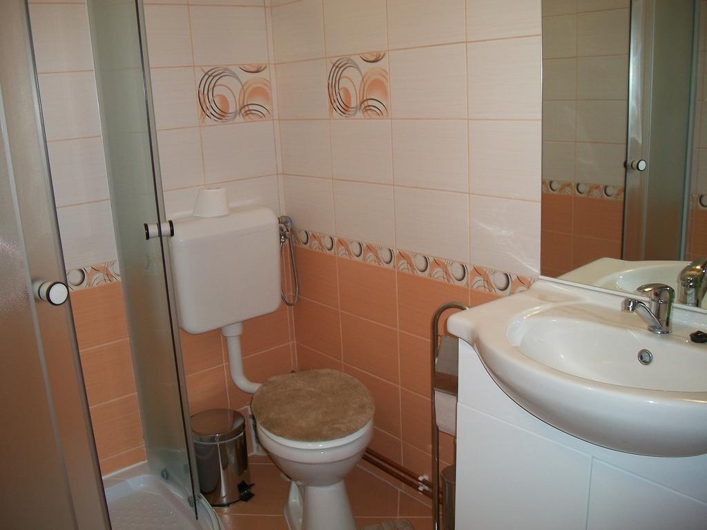 Casa Sara Hotel Sacele Phòng bức ảnh